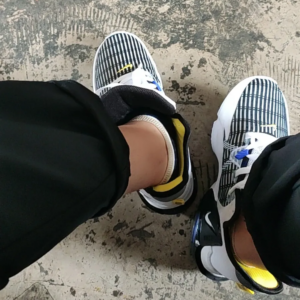 Giay Nike LeBron Witness 6 'White Violet' CZ4052-100