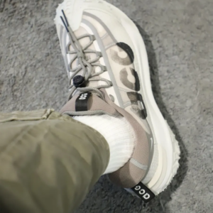 Giay Nike ACG Mountain Fly 2 Low 'Iron Ore' DV7903-003