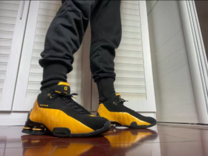 Giay Nike Shox BB4 'Metallic Gold' AT7843-002