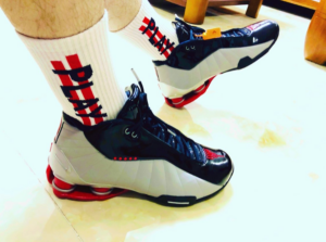 Giay Nike Shox BB4 'University Red' AT7843-003