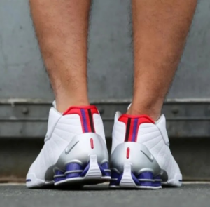 Giay Nike Shox BB4 QS 'Raptors' CD9335-100