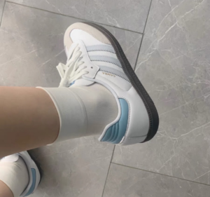 Giay Adidas Samba OG 'White Halo Blue' ID2055