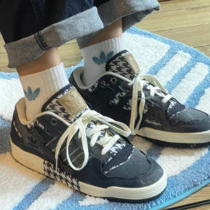 Giay Adidas Originals Forum Exhibit Low 'Black Gray' HQ8418