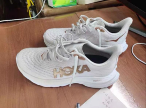 Giay Hoka Mach 5 'White Copper' 1127894-WCPP