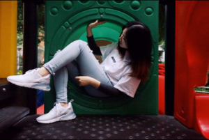 Giay Nike Air Max 270 'Metallic White' CD8497-100