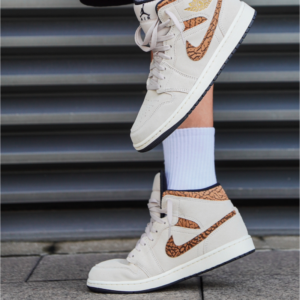 Giay Nike Air Jordan 1 Mid SE 'Brown Elephant' DZ4129-102