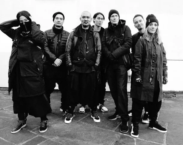 Tại sao Rick Owens lại được đại diện cho phong cách Darkwear? Hinh anh 1: Tai sao Rick Owens lai duoc dai dien cho phong cach Darkwear?