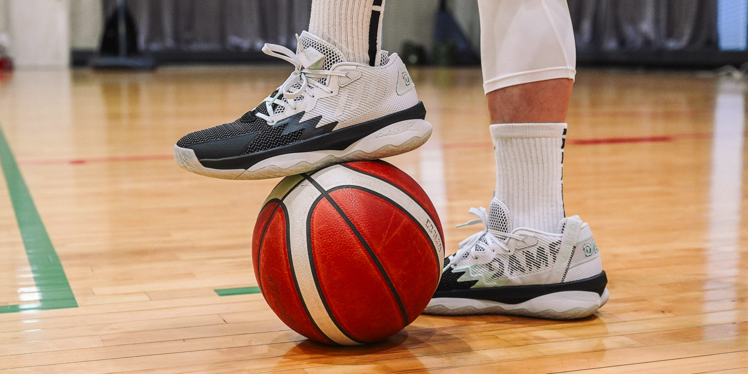 Hinh anh 8: Top 20 doi giay bong ro tot nhat mua NBA 2022-2023 (Phan 1)