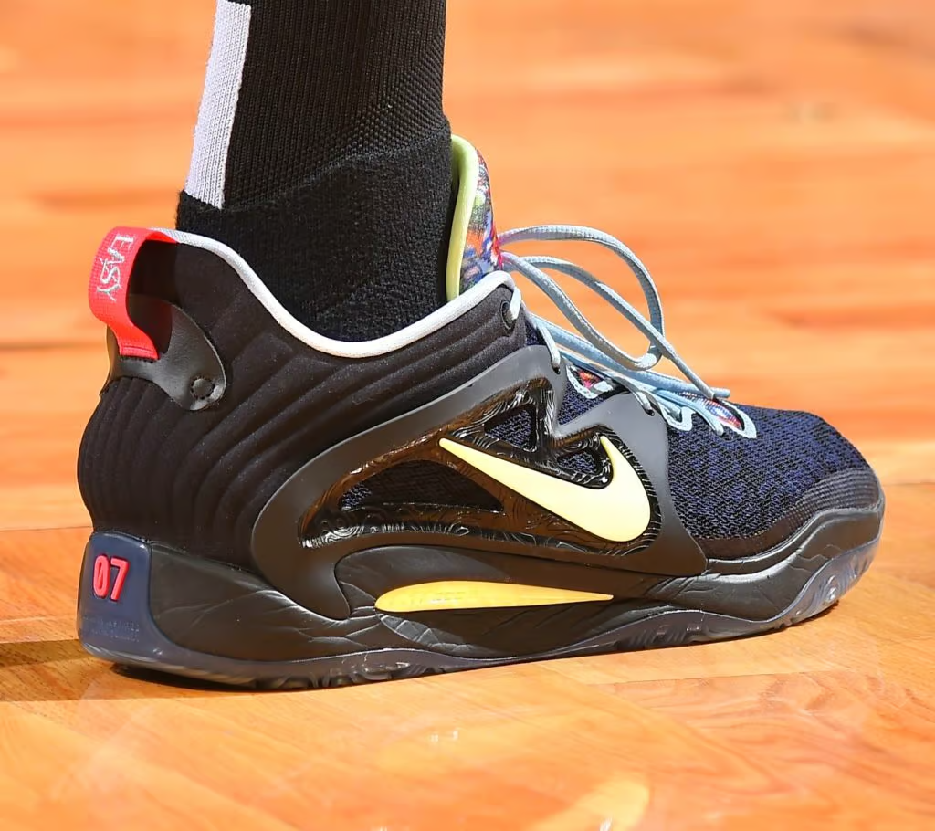 Hinh anh 4: Top 20 doi giay bong ro tot nhat mua NBA 2022-2023 (Phan 2)