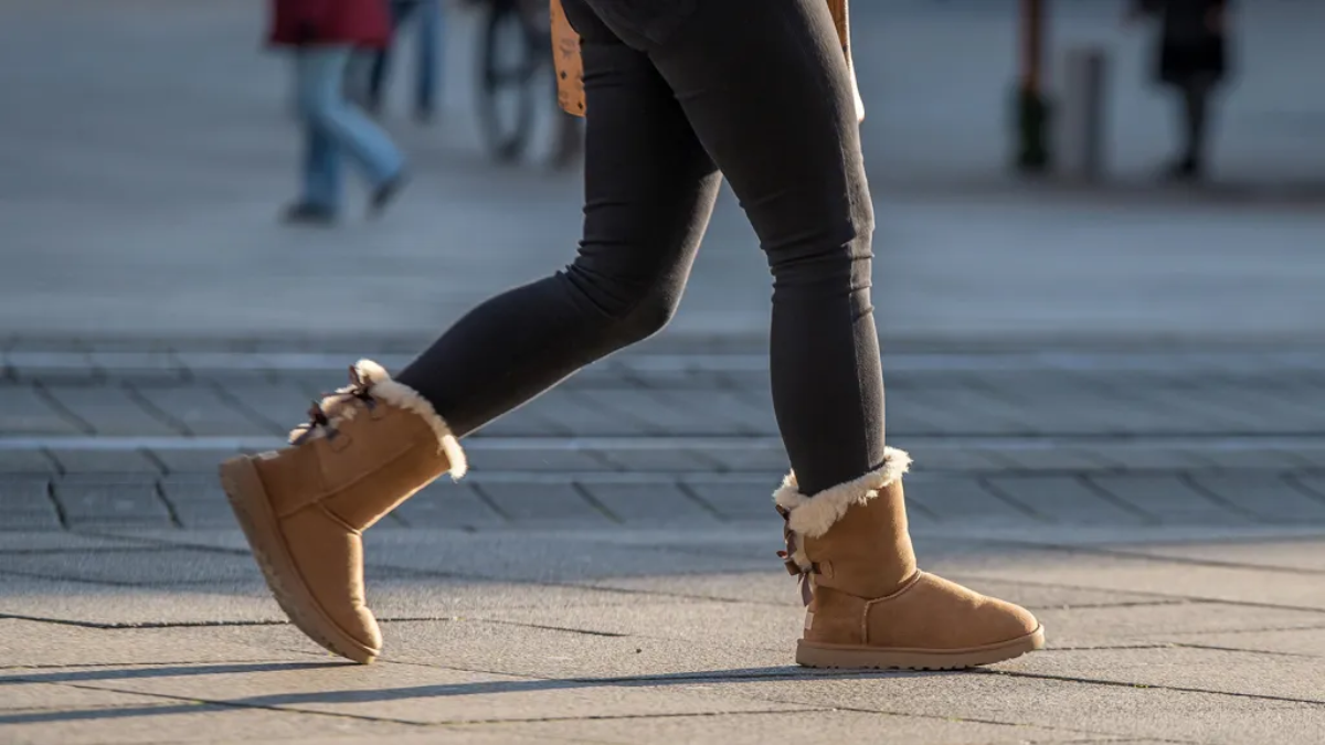 Từ xấu xí đến xuất sắc: Dòng thời gian của giày boots UGG Hinh anh 5: Tu xau xi den xuat sac: Dong thoi gian cua giay boots UGG