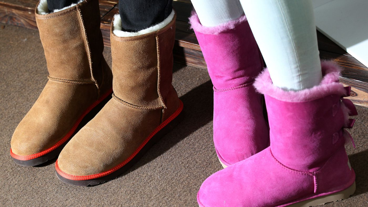 Từ xấu xí đến xuất sắc: Dòng thời gian của giày boots UGG Hinh anh 8: Tu xau xi den xuat sac: Dong thoi gian cua giay boots UGG