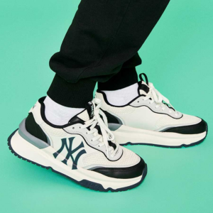 Giay MLB Chunky Runner NY 'Black White' 3ASHRJ13N-50BKS