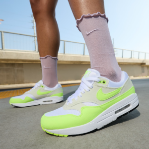 Giay Nike Air Max 1 '87 'Volt Suede' DZ2628-100