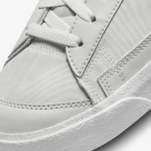 Giay Nike Blazer Low '77 'Light Bone' DV7198-001