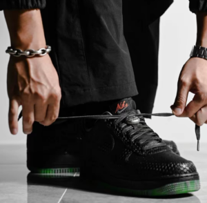 Giay Nike Air Force 1 Low 'PRM Halloween' FQ8822-084