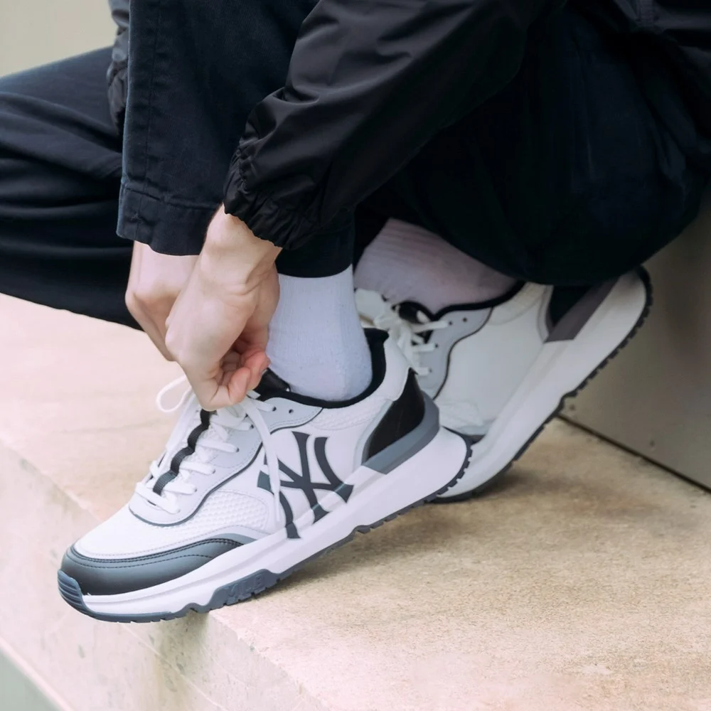 Giay MLB Chunky Runner NY 'Black White' 3ASHRJ13N-50BKS