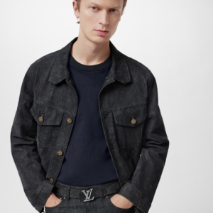 That Lung Louis Vuitton LV Initiales M0450V