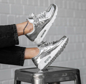 Giay Nike Air Max 90 'Metallic Pack Chrome' CQ6639-001