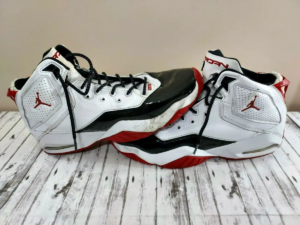 Giay Nike Air Jordan B'Loyal 'White Red Black' 315317-160