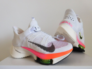 Giay Nike Air Zoom Tempo NEXT% FlyEase ‘Rawdacious’ DJ5449-100