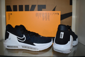 Giay Nike LeBron Witness 6 'Black Obsidian' DD0423-002