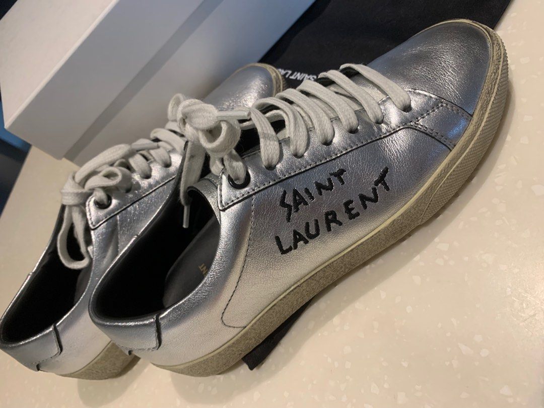 Hinh anh 4: Saint Laurent Court Sneaker: Net thanh lich vuot thoi gian