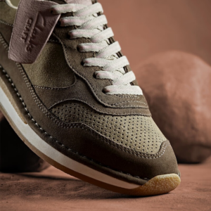 Giay Clarks Qile 'Brown' 261747914