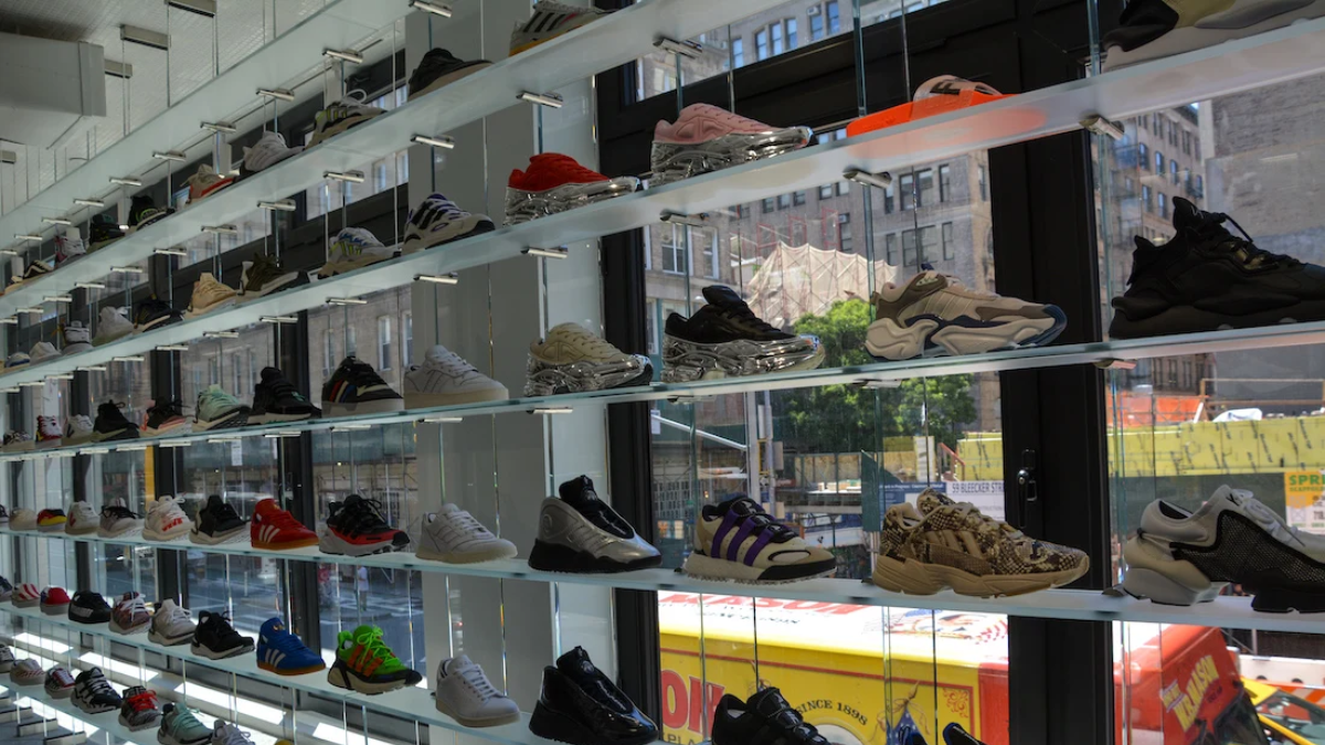 Hinh anh 1: 14 cua hang sneaker nhat dinh phai ghe tham khi den New York