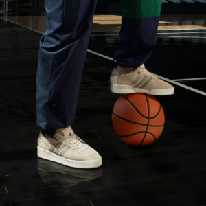 Giay Adidas Rivaly Low 'Wonder Beige' IE7211