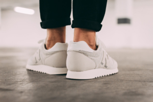 Giay New Balance 520 'Grey Pink' U520BD