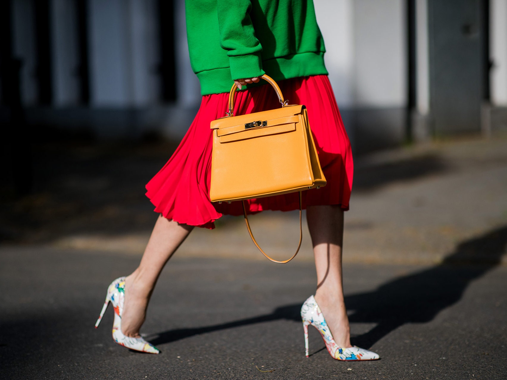 Hinh anh 2: 5 loi khuyen truoc khi so huu mau tui hang hieu dau tien