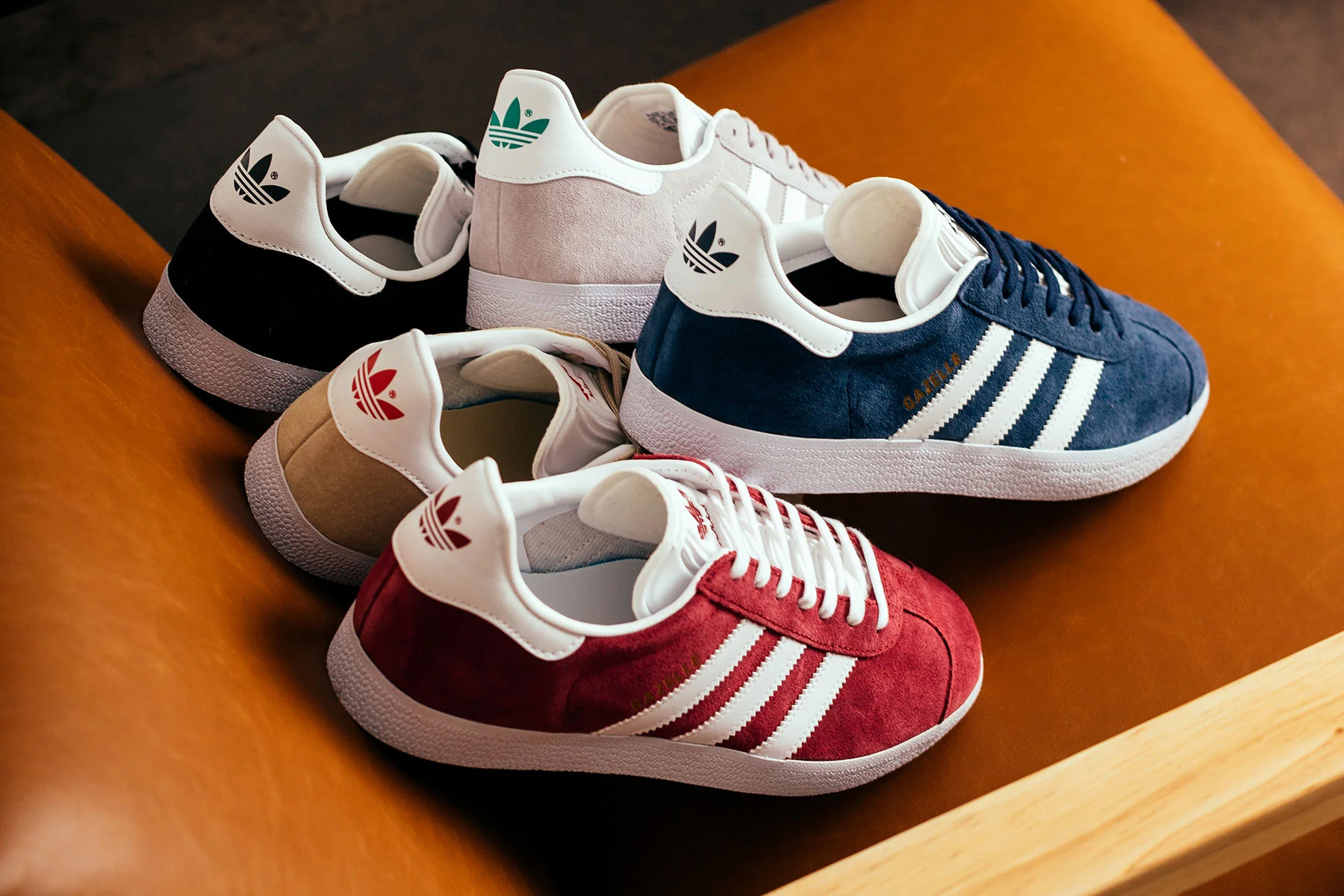 Hinh anh 1: Adidas Gazelle va nhung bi mat dang sau doi giay co dien