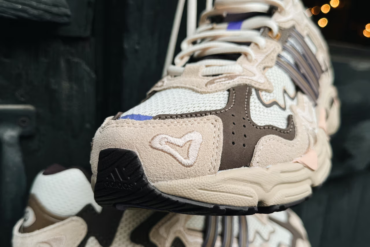 Bad Bunny x adidas Response CL: Mối hợp tác độc đáo Hinh anh 4: Bad Bunny x adidas Response CL: Moi hop tac doc dao