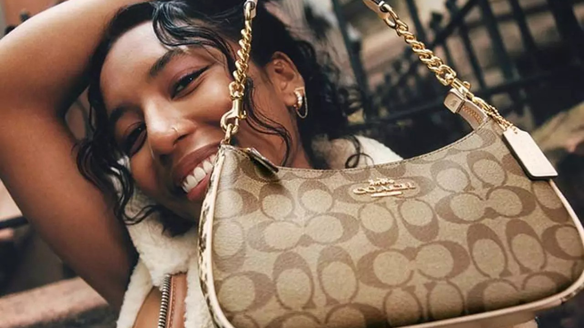 Hinh anh 1: Coach: Tim hieu sau ve chat lieu lam nen tui cua thuong hieu