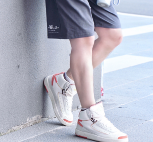 Giay Nike Air Jordan 2 Retro 'Italy' DR8884-101