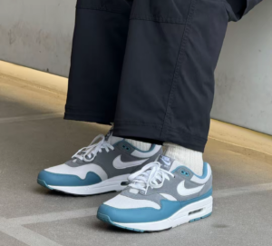 Giay Nike Air Max 1 'Noise Aqua And Cool Grey' FB9660-001