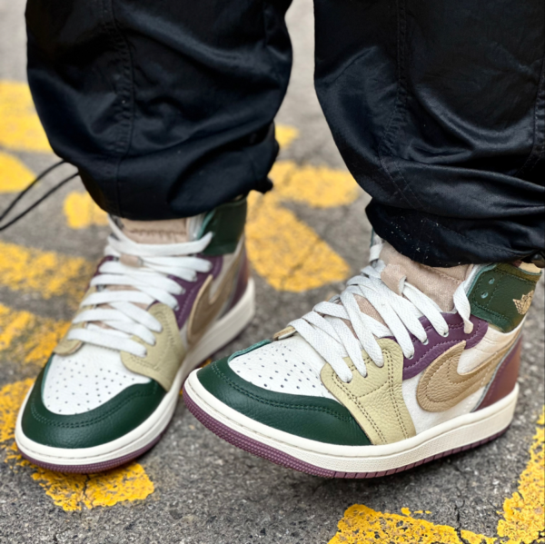 Giày Nike Air Jordan 1 High MM 'Galactic Jade' FB9891-300 - Hình ảnh 3