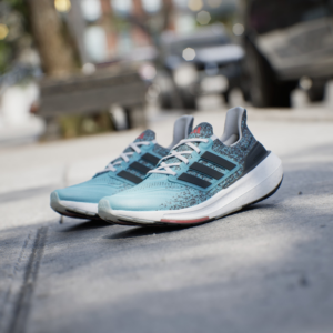 Giay Adidas Ultraboost 23 'Light Aqua' IE1694
