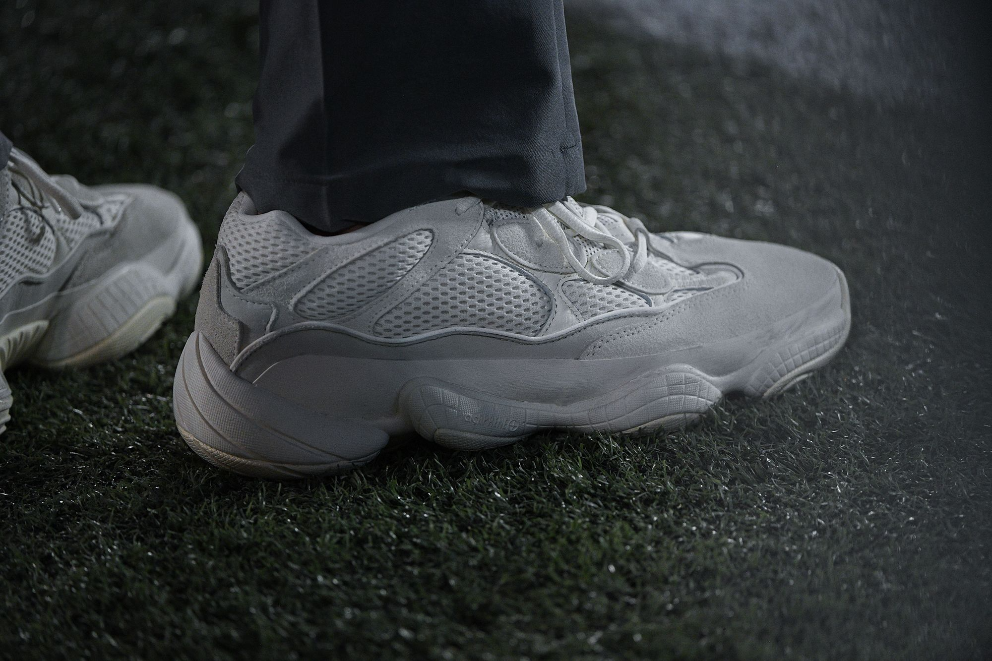 Hinh anh 4: Hoi dong quan tri Adidas tam dung ke hoach phat hanh Yeezy