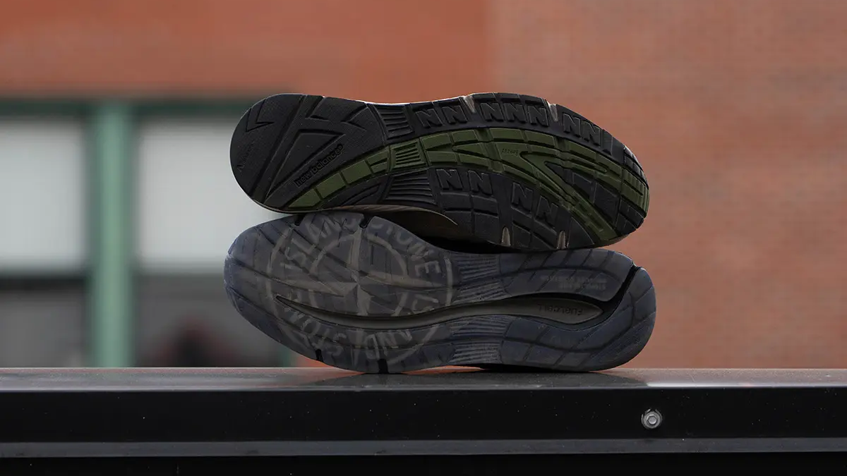 Hinh anh 5: New Balance ̣̣991 va 991v2: Su khac biet giua hai sieu pham