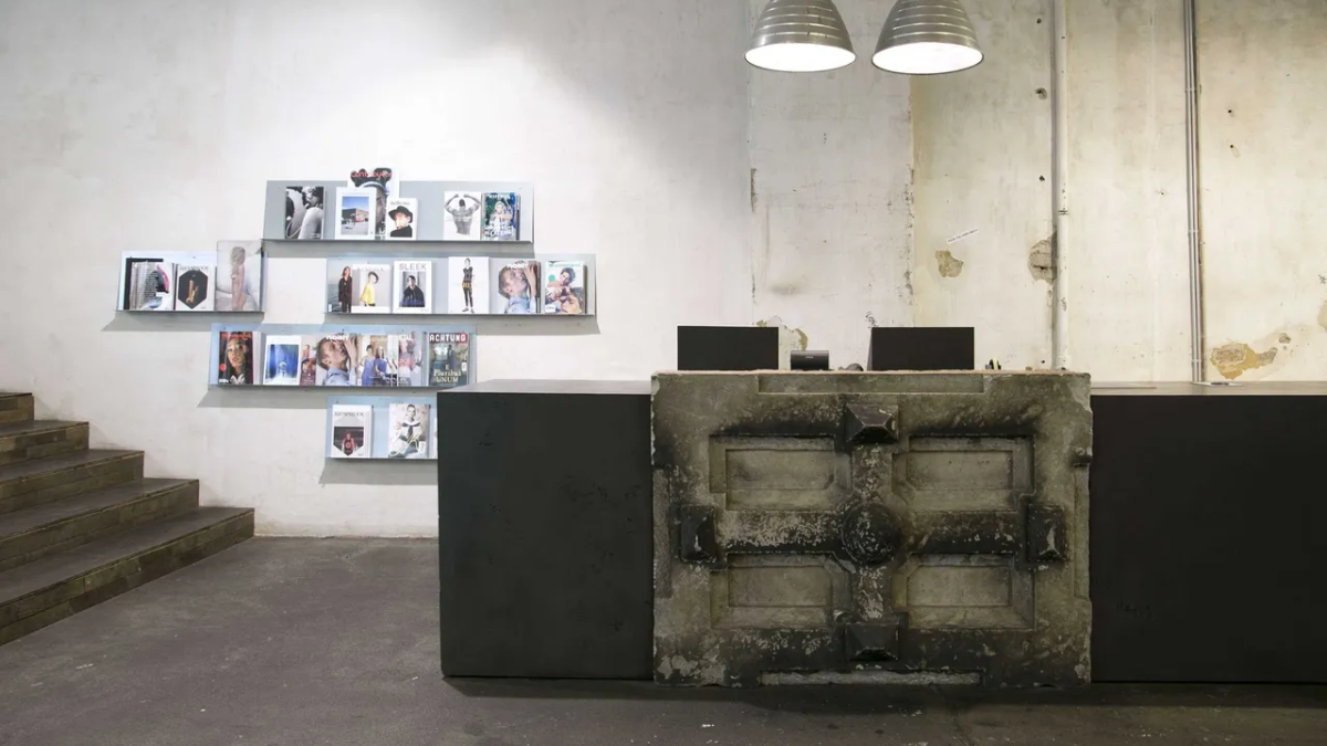 Những cửa hàng sneaker nhất định phải ghé thăm khi đến Berlin Hinh anh 7: Nhung cua hang sneaker nhat dinh phai ghe tham khi den Berlin