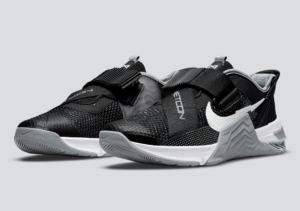 Giay Nike Metcon 7 FlyEase 'Black Pure Platinum' DH3344-010