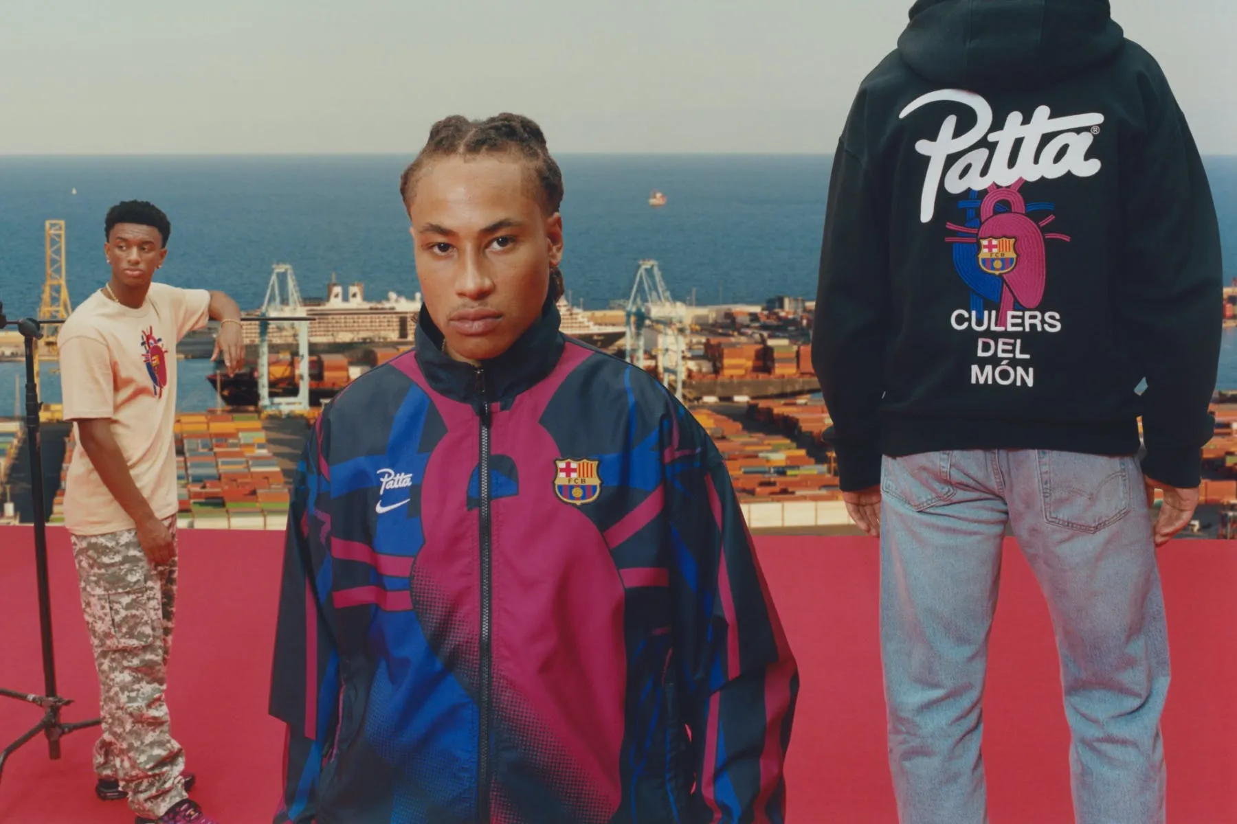 Patta x FC Barcelona x Nike liệu có phải là bộ sưu tập của năm ? Hinh anh 5: Patta x FC Barcelona x Nike lieu co phai la bo suu tap cua nam ?