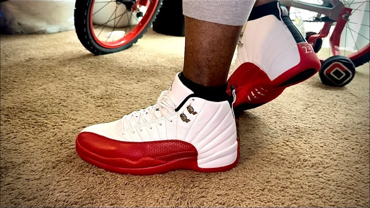 Hinh anh 6: Phien ban Air Jordan 12 tro lai day manh me voi phoi mau "Cherry"