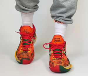 Giay Nike Kyrie Infinity '1 World 1 People' DO9614-800