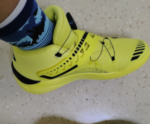 Giay Puma Disc Rebirth x Porsche Legacy 'Celandine' 195370-01