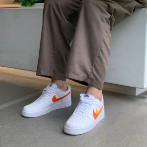 Giay Nike Air Force 1 'Safety Orange' FJ4228-100