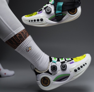 Giay Lining Way Of Wade 9 'White' ABES003-4