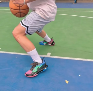 Giay Lining Yushuai Evolution Low 'Black Pink Blue' ABAS161-4