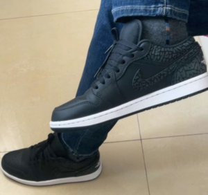 Giay Nike Air Jordan 1 Low SE 'Black Elephant' FB9907-001